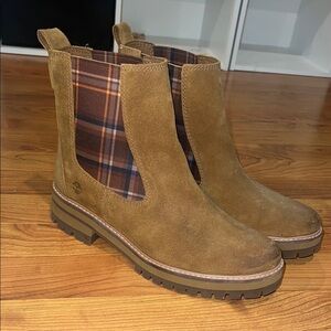 Timberland Brown Suede Chelsea Boots